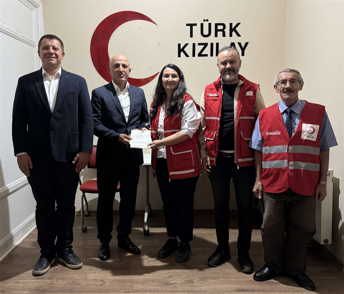    Yeniköy Kemerköy Enerji’den öğrencilere kırtasiye desteği haberi